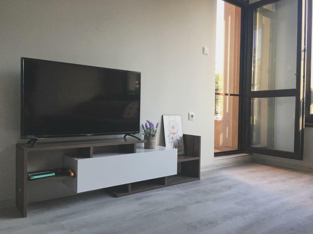 Azzurro Apartment - Ideal For Your Seaside Escape In Μπουργκάς Εξωτερικό φωτογραφία